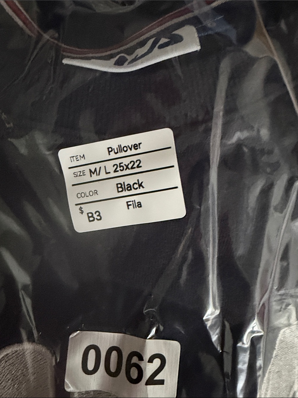 Y2K Fila Black Mens Crewneck Sweatshirt with White & Red Logo Size Large - Picture 6 of 6